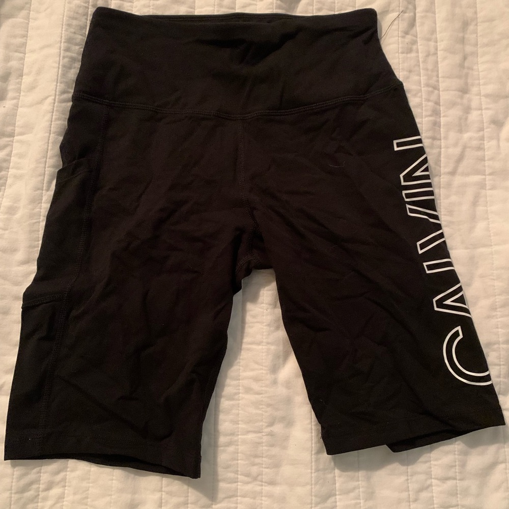 Calvin Klein bike short w/ pocket